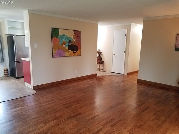 2nd image of 8804 NE Benton Dr