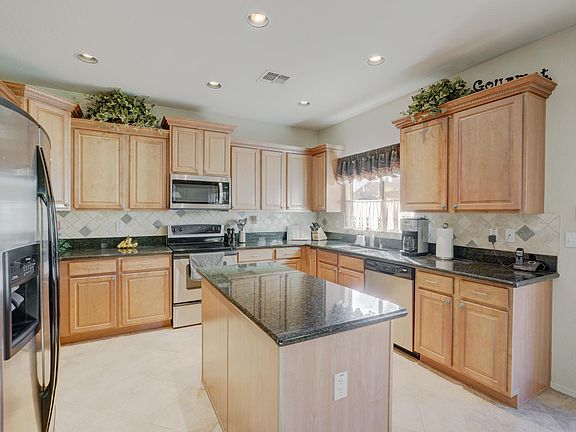 4th image of 1207 W Desert Valley Dr