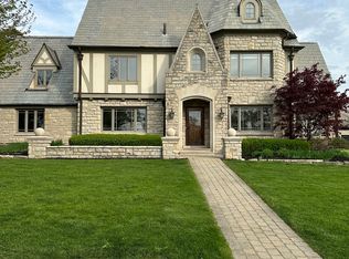 2248 Club Rd, Columbus, OH 43221