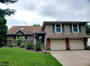 2813 Cathmar St, Burlington, IA 52601