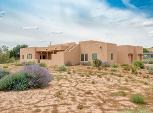 727 Perfecto Lopez Rd, Corrales, NM 87048