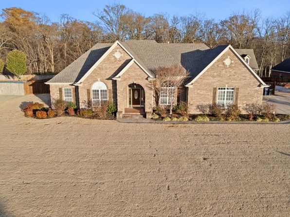 613 Big Lake Rd, Marion, AR 72364