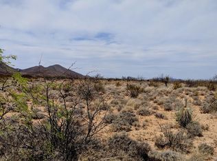 On W, Cochise, AZ 85606