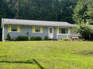 1866 Barrie Rd, Bad Axe, MI 48413