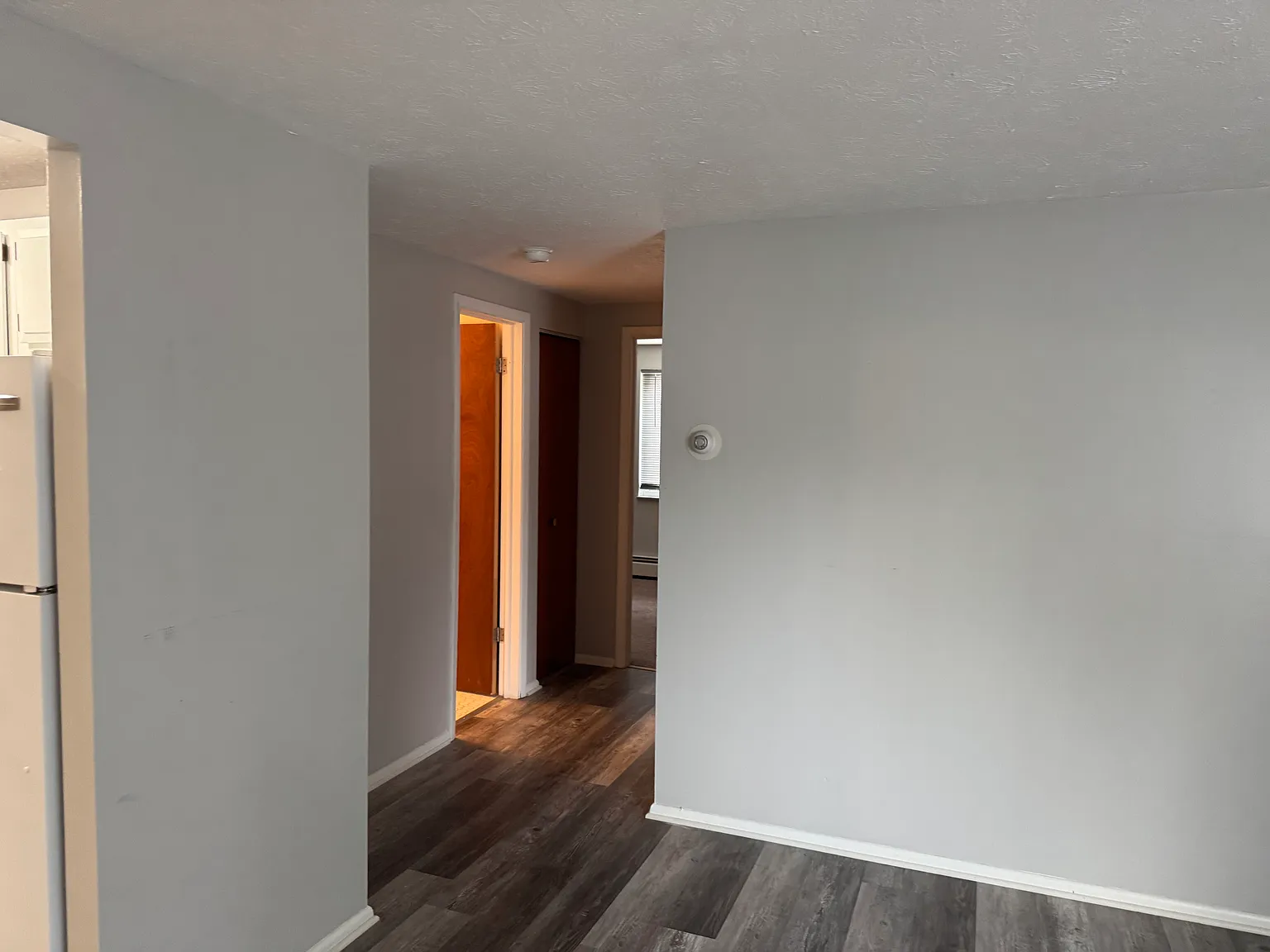 2 bed, 800 sqft, $900 — Photo 1