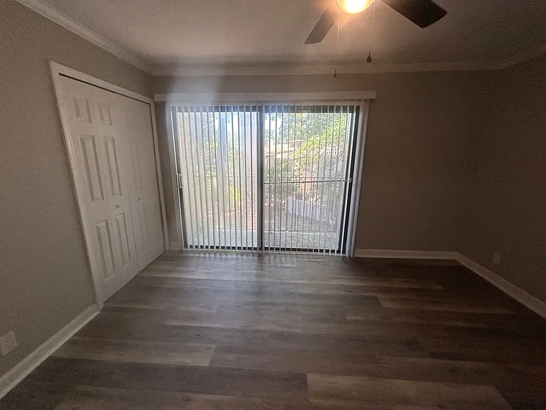 240-10 Jamil Rd — Photo 19