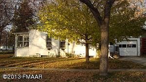 3rd image of 1422 5th Ave N