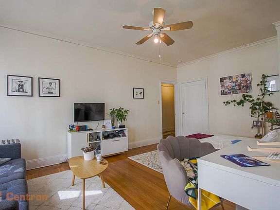 2nd image of 1415 Franklin St #26
