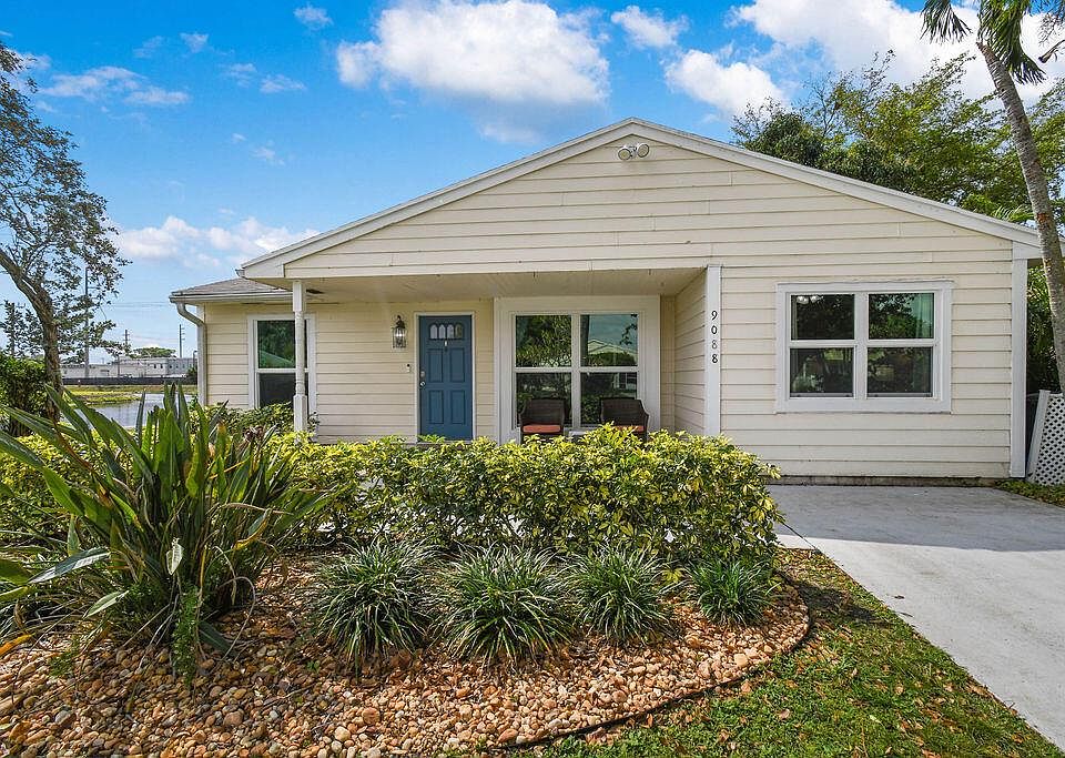 1st image of 9088 Carma Dr