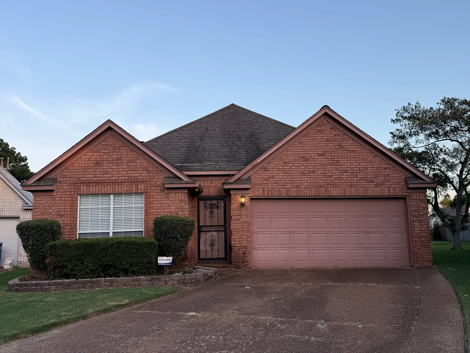 9352 Club Walk Ct — Photo 1