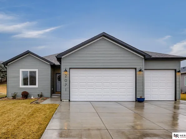 2071 N Sycamore St, Wahoo, NE 68066