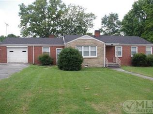 100 Academy Ave, Alexandria, TN 37012