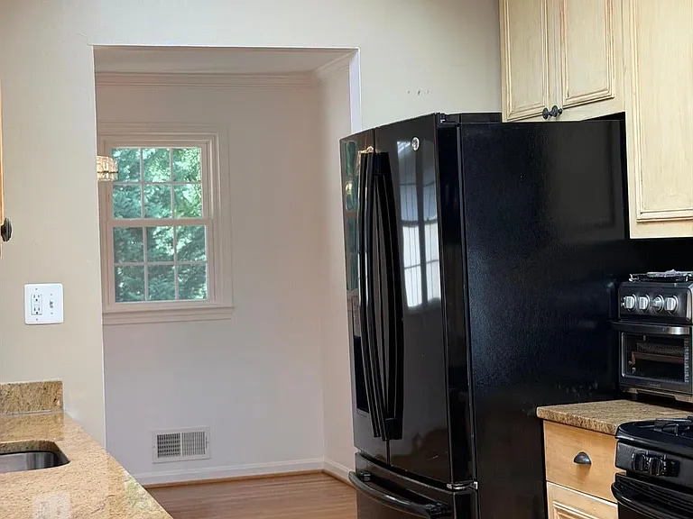 1329 Gresham Rd — Photo 68