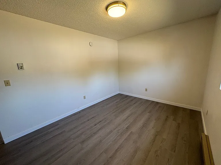 1909 S Black Ave — Photo 18