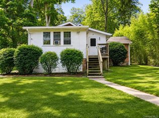 18 Hall Ave, Goldens Bridge, NY 10526
