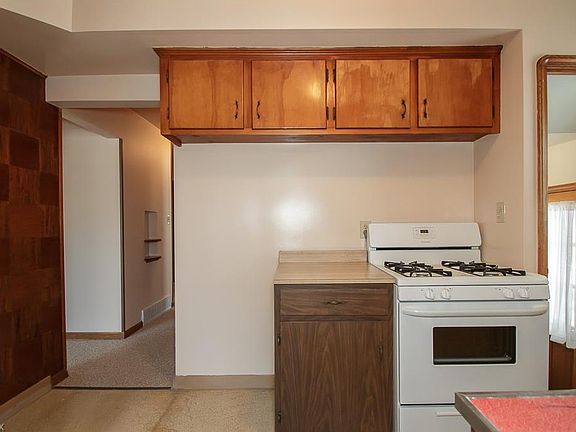4th image of 7711 Renwood Dr