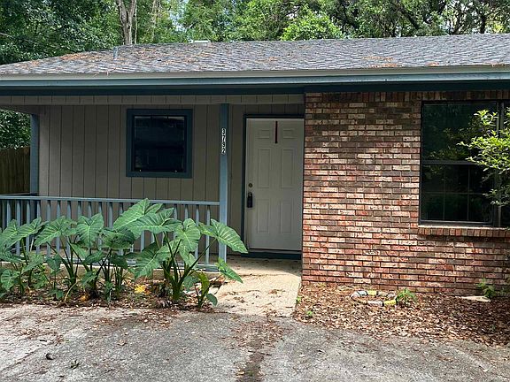 3rd image of 3792 Maria Cir