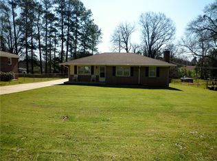 610 Winston Dr, Anderson, SC 29624
