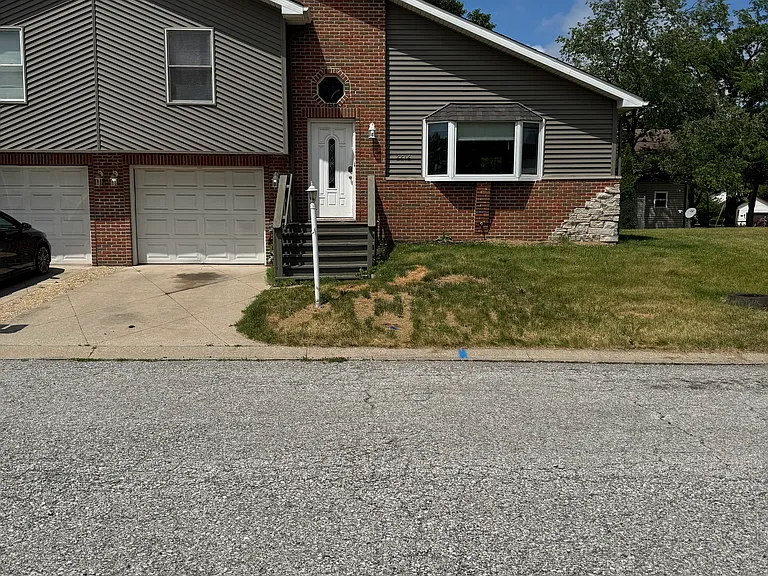 2272 Daniel Ct — Photo 1