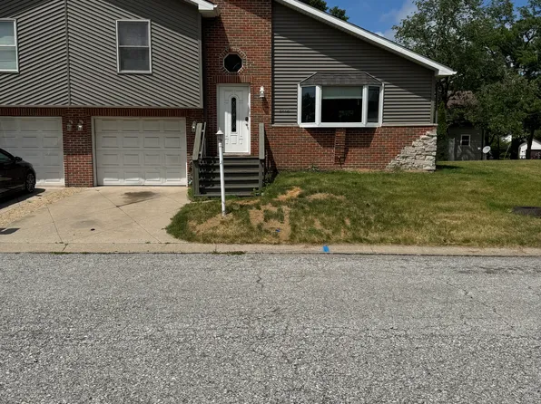 2272 Daniel Ct, Portage, IN 46368