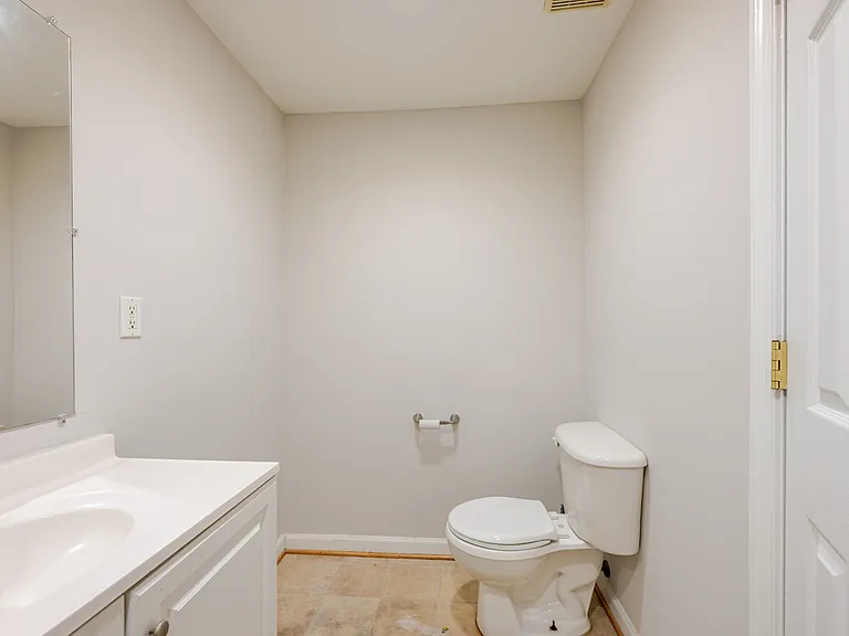 14488 Black Horse Ct — Photo 23