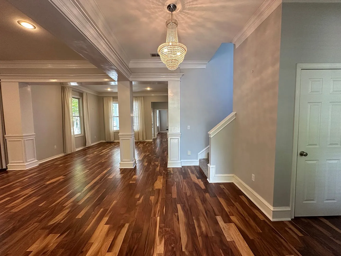 3934 Hanover Pl — Photo 4
