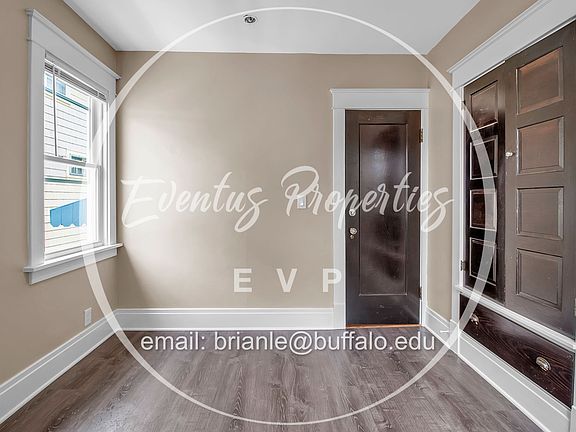 5th image of 121 W Winspear Ave