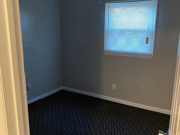 5th image of 715 E Georgia Ave