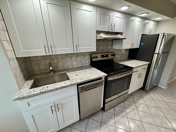 2nd image of 21-29 28th St #2