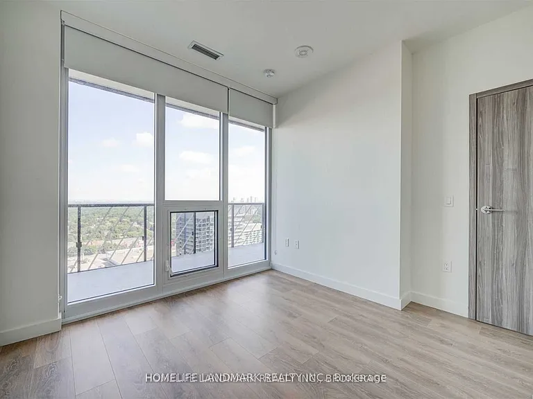 95 McMahon Dr #2710 — Photo 10