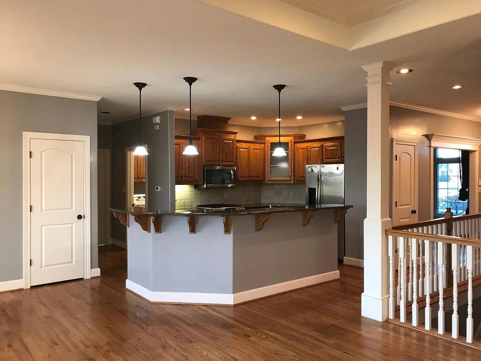 5 bed, 3319 sqft, $3,750 — Photo 4