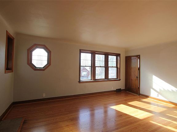 2nd image of 4145 Alma Ave
