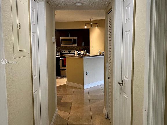 2nd image of 12650 Vista Isles Dr APT 916