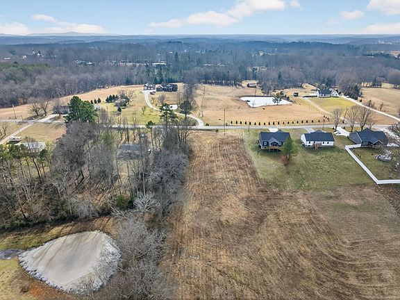 4th image of 4405 Window Cliff Rd