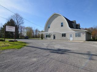 15698 Mayfield Rd, Huntsburg, OH 44046