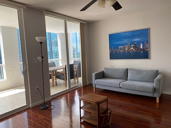 4th image of 170 SE 14th St APT 2507