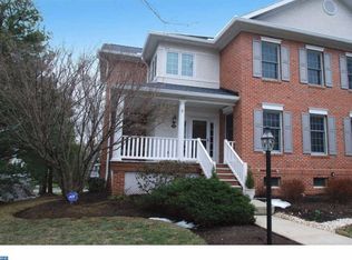 555 Cricket Ln, Downingtown, PA 19335