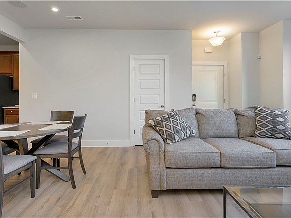 3rd image of 2655 Saint Elias Dr #A