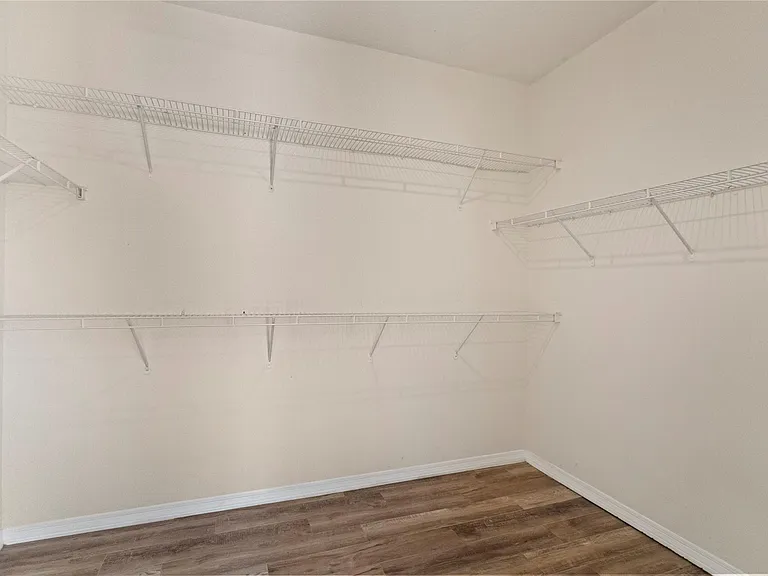 2215 NW 76th Ter — Photo 54