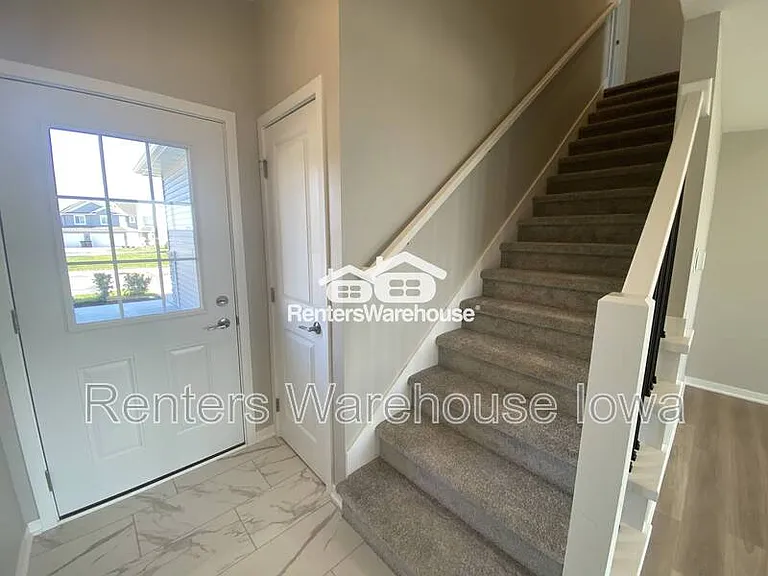 7000 Lake Ridge Ave #13 — Photo 6