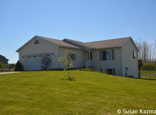2168 Avalon View Dr NE, Cedar Springs, MI