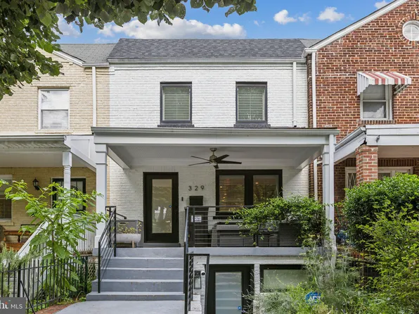 329 18th St NE, Washington, DC 20002