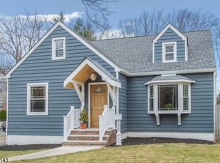 26 Fair St, East Orange, NJ 07017