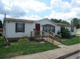 411 North Ave, Connellsville, PA 15425