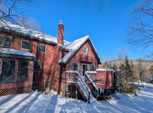 7 Pine Tree Ln, West Dover, VT 05356