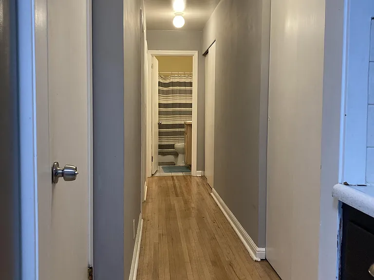 2902 Texas Ave S — Photo 8