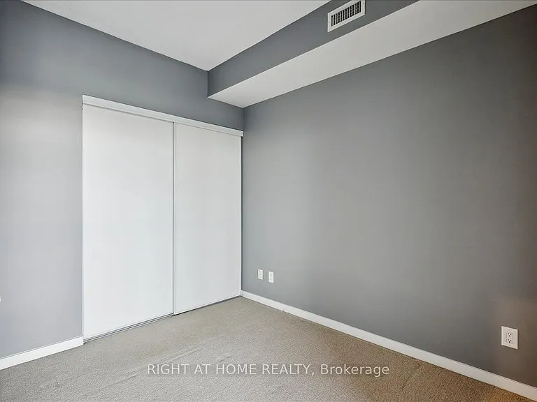 105 Queens Cay W #1607 — Photo 20
