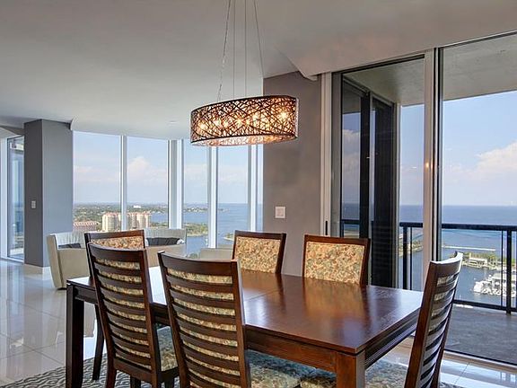 5th image of 1 Beach Dr SE Unit 2403