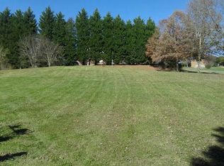 6024 Willowbottom Rd, Hickory, NC 28602