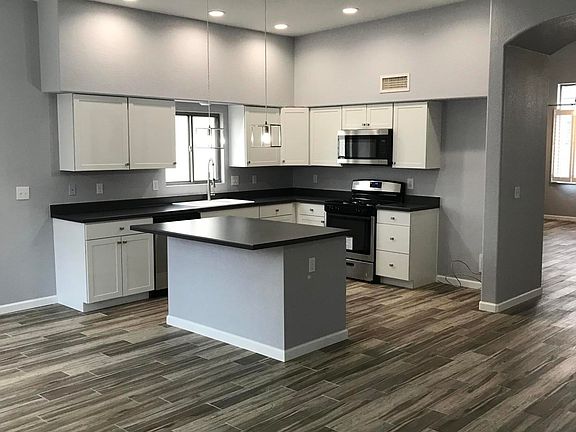 3rd image of 2682 W Camino De La Caterva